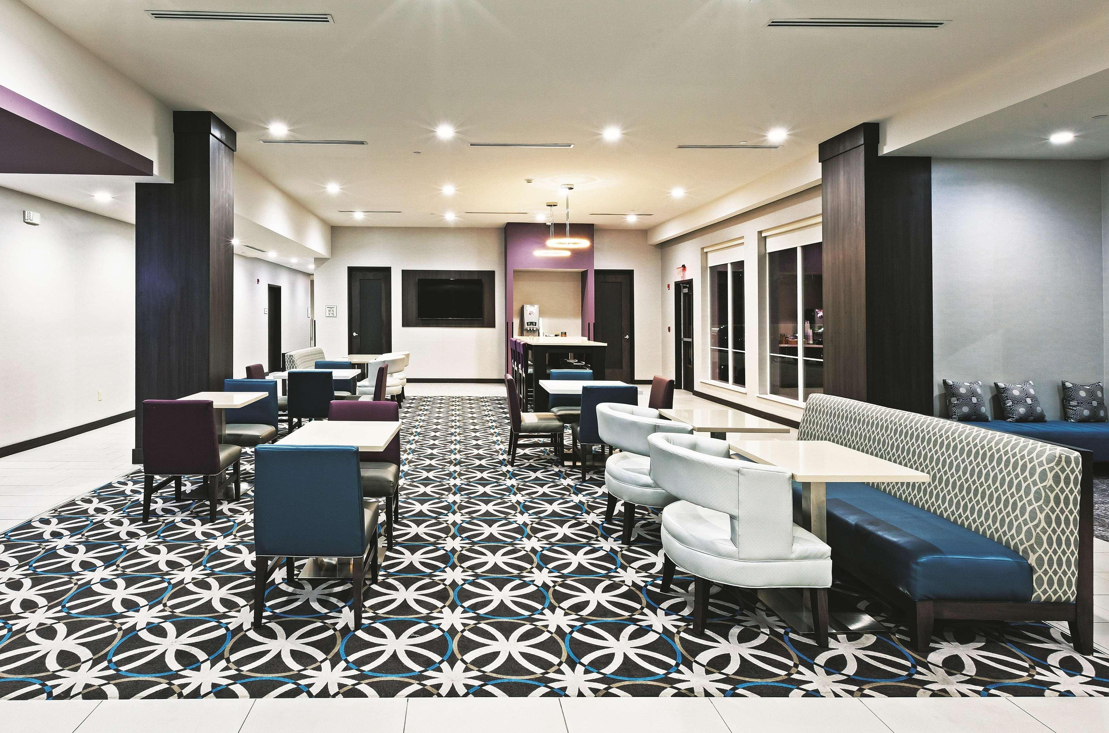 La Quinta By Wyndham Claremore Exteriör bild