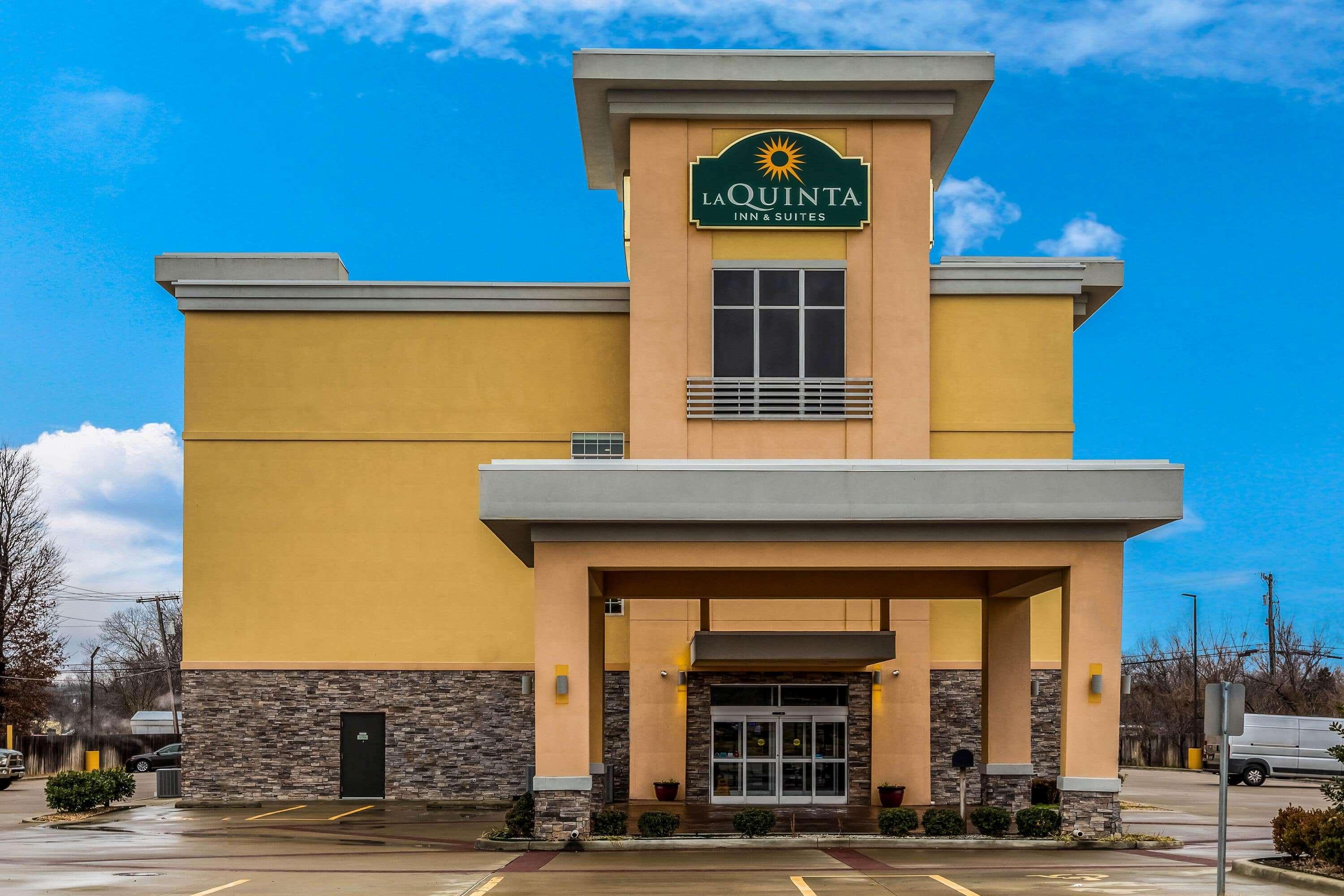 La Quinta By Wyndham Claremore Exteriör bild