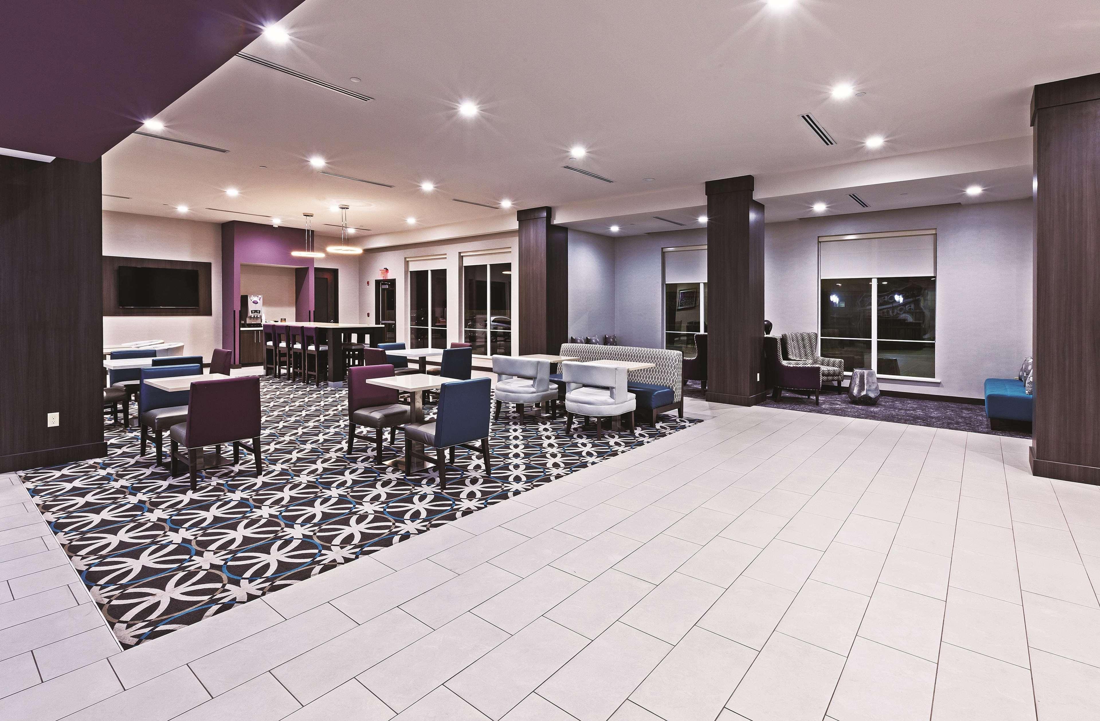 La Quinta By Wyndham Claremore Exteriör bild